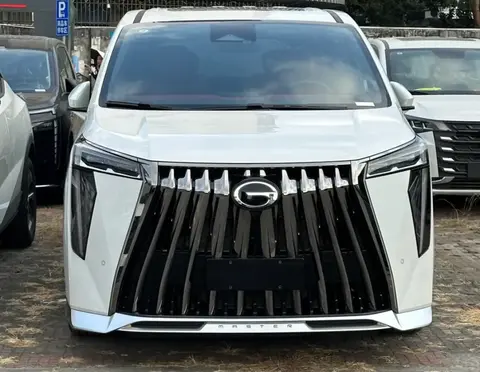 2026款传祺M8 HEV开启预售，续航超1000公里，提供7座布局可选