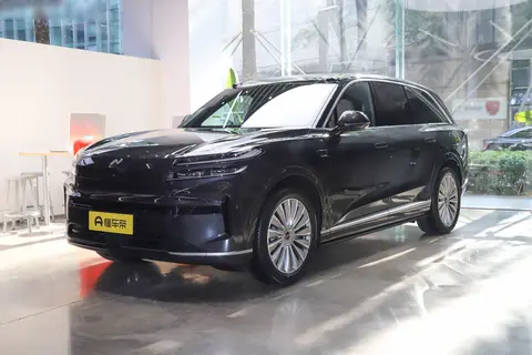 比亚迪的旗舰SUV来了 或许要上探40万价位 比亚迪大唐解析