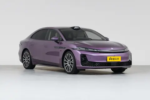 家用、商务、通勤都能打，试驾昊铂A800，方方面面都考虑到了